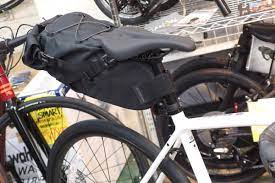 バイクパッキング】大型サドルバッグ。色々ありますが、迷ったらとりあえずコレおすすめします。 | Y's Road 池袋チャーリー店