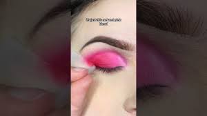 pink red eyeshadow look