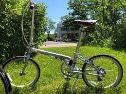 3) how old are rose and sue? My First Folding Bike Dahon Boardwalk D7 Foldingbikes