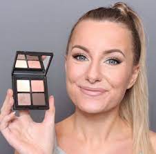 ariana grande makeup tutorial step by