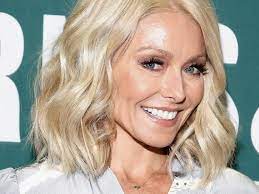 Kelly Ripa Responds to Fans Saying She ...