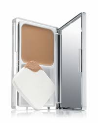 compact makeup spf15