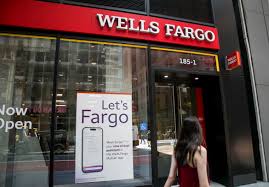 wells fargo customers see deposits
