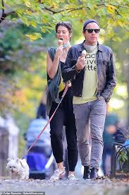In 2020, ewan mcgregor and mary elizabeth winstead publicly appeared together as a couple for one of the first times as part of the go campaign in support of children in need. Ewan Mcgregor Smooches With His New Love In The New York Sunshine Daily Mail Online