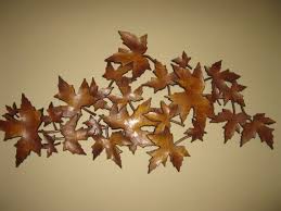 Syroco Maple Leaves Wall Hanging