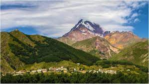 Гора Казбек (Кавказ) — как добраться и что посмотреть