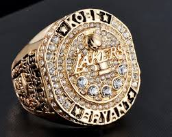 A classic halo adds the perfect amount of additional sparkle to a center diamond, making it. Lakers Kobe Bryant Championship Ring Kobe Bryant Championships Lakers Kobe Bryant Kobe Bryant