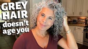grey hair does not make you look old