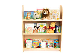 Шкафът е идеален както за поставяне на детски книжки, така и за съхранение на игри, пъзели и играчки. Detska Bibliotechka Lion Toys