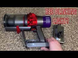 dyson vacuum blinking red light