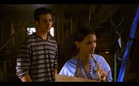 It features a grip of supporting actors that are very recognizable today (paul walker, anna paquin, usher, matthew lillard, etc.). Liz Tells Frank What Happened In She S All That Liz Tells Frank What Happened In