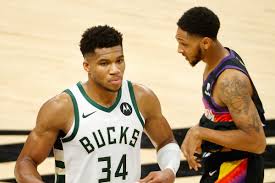 The phoenix suns and milwaukee bucks play game 1 of the nba finals at phoenix suns arena in phoenix on tuesday night. Dzppy2urwv4trm
