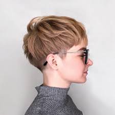 This article is going to give you an inside look at 70 different varieties of short textured hairstyles that are currently flourishing on the trend scene! 70 Cute And Easy To Style Short Layered Hairstyles