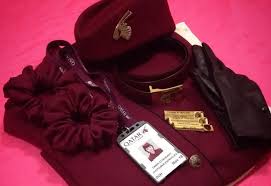 qatar airways cabin crew uniform what