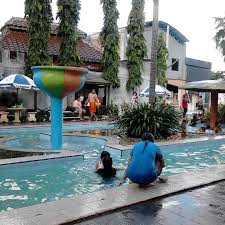 Kebomas, kabupaten gresik, jawa timur 61121, indonesia | park. Waterpark Bukit Awan Brai Gresik Piscine