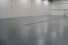 The amount of aggregate needed for most quartz epoxy flooring leads to voids, which allow liquids to penetrate. Waterproof Industrial Commercial Concrete Floor Coatings