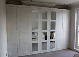 Fitted Wardrobe With Shaker Mirror