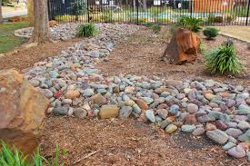 landscaping stones river rock cost