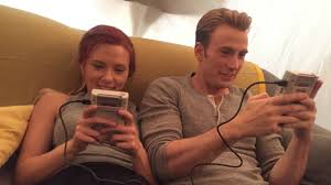 Chris evans is loved by millions of people around the world for his brilliant portraying of captain america in the marvel cinematic universe. Check Out Scarlett Johansson And Chris Evans Playing Classic Game Boy Like True 90s Kids