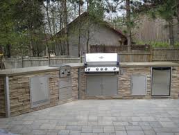 You will have to know the options and the benefits of using every stone tile will aid you to decide which one to go. Stacked Stone Outdoor Kitchen Traditional Patio Cleveland By Realstone Systems