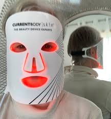 led face mask review curbody face