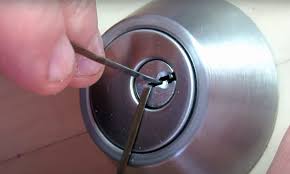 pick a deadbolt lock with bobby pins