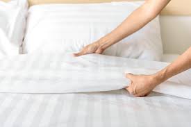 Hotel Bed Making Tips Crown