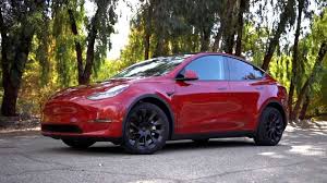Each second row seat folds flat independently, creating flexible storage for skis, furniture, luggage and more. Tesla Model Y Real World Cost Of Ownership After 9 Months