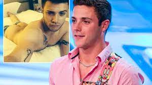 Stereo Kicks Barclay Beales strips NAKED flaunting bare bum in Instagram  selfie as he shows off tattoos - Mirror Online