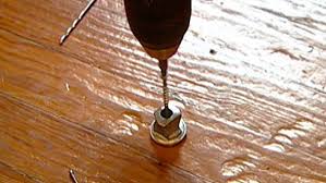 how to repair squeaky wood floors