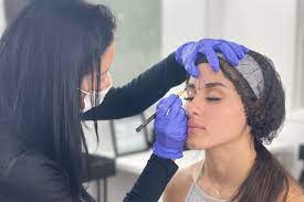 how to become a permanent makeup artist