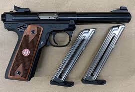ruger mark iv 22 45 22lr 5 5 wood pistol