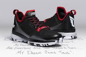 Dame 7 mens basketball shoes fx6615. Adidas Blazers Damian Lillard Unveil New Signature Shoe D Lillard 1 Sports Illustrated