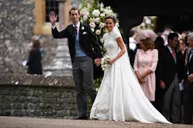 Who Designed Pippa Middletons Wedding Dress How Much Did