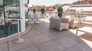 3 natural stone tiles for your outdoor