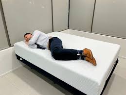 best mattress for a lightweight person