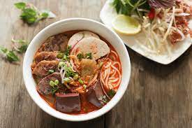 y vietnamese beef pork noodle soup
