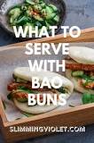 What do you eat pork buns with?