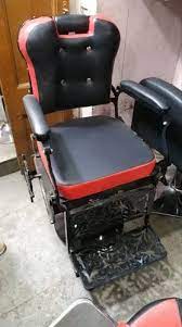 jaisco black beauty parlour chair for