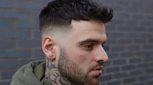 Considered an edgier version of the pompadour haircut, the fohawk packs a lot more style and intensity. 10 Faux Hawk Haircuts Hairstyles For Men Man Of Many