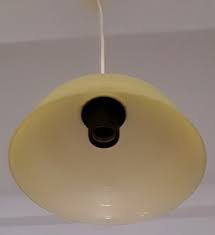 Ceiling Lamp With Cream Plastic Mount