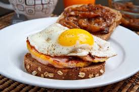 peameal bacon breakfast sandwich with