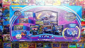 AMAZING NEW POKEMON - SUN & MOON - LUNALA ALOLA COLLECTION BOX - POKEMON  UNWRAPPED - YouTube