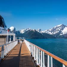 9 best alaska cruise lines travelawaits