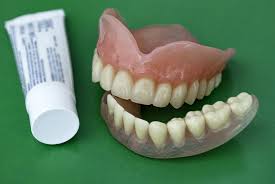 a guide to using denture adhesive