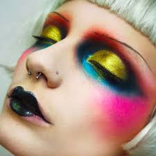 best makeup artists on insram to