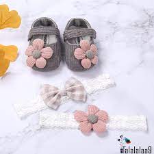Set 3 phụ kiện thời trang gồm đôi giày đế mềm đính bông hoa kèm băng đô dễ  thương cho bé gái - Giày lười