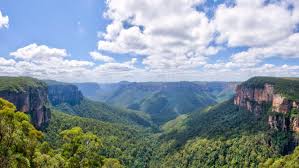 The blue mountains national park, part of the greater but mountains world heritage area, is one of australia's most visited national parks and makes an easy day trip from sydney. Blue Mountains National Park Attractions In Sydney