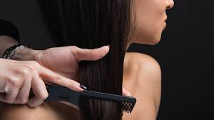 To create a curly texture that isn't too springy, you'll need to start by turning down the heat. How Many Times A Week Can An African American Woman Flat Iron Her Hair