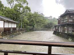 雨で船場川の水位がすごいあがってた【姫路の種写真部】 | 姫路の種